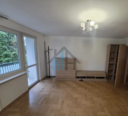 Mieszkanie Sprzedaż  Bielany 3
