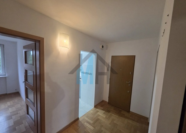 Mieszkanie Sprzedaż  Bielany 5
